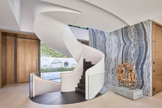 KMD Natursteine Referenz Haus Fritz Wandverkleidung Silver Stream